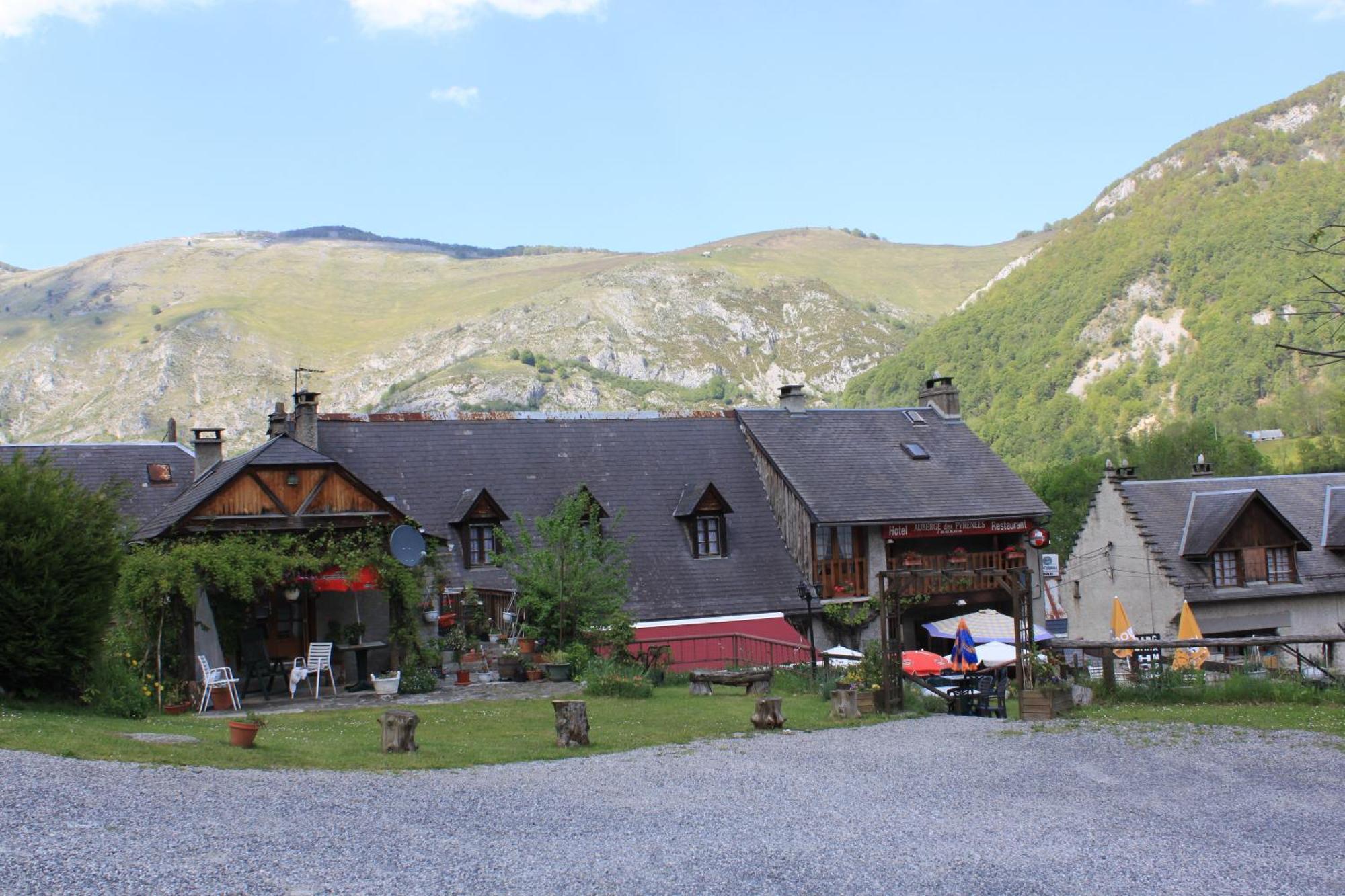 סן-מארי-דה-קמפן Auberge Des Pyrenees מראה חיצוני תמונה