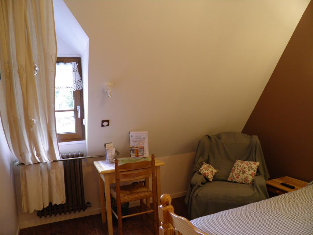 סן-מארי-דה-קמפן Auberge Des Pyrenees חדר תמונה
