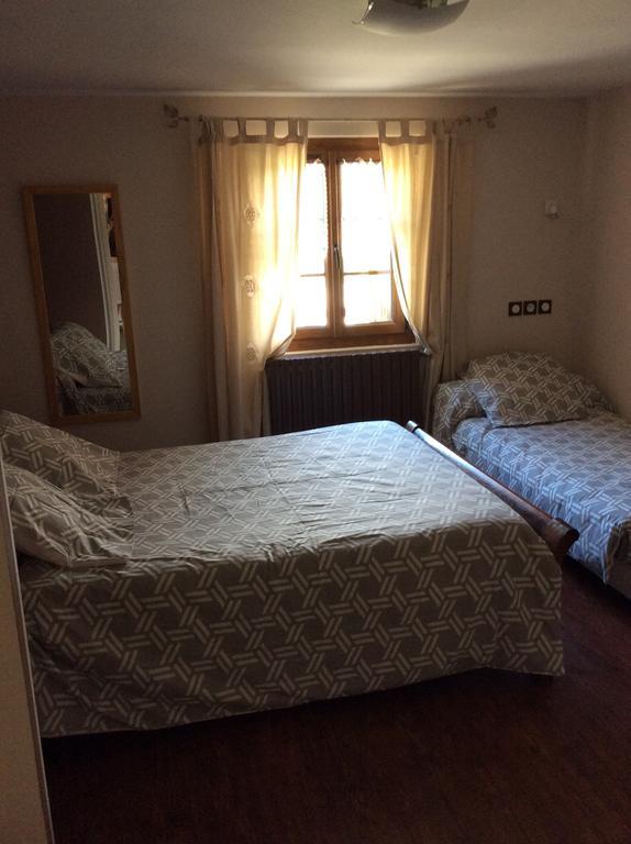 סן-מארי-דה-קמפן Auberge Des Pyrenees מראה חיצוני תמונה