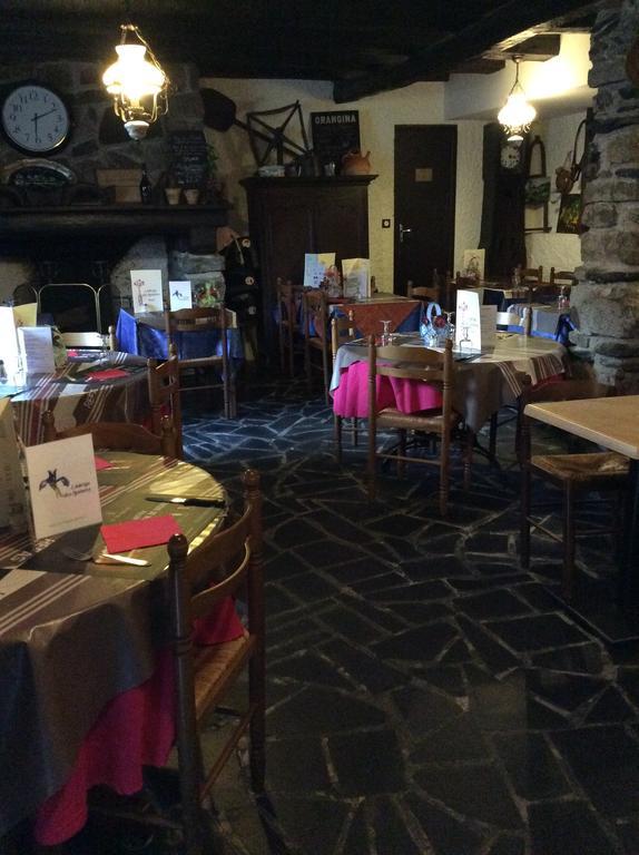 סן-מארי-דה-קמפן Auberge Des Pyrenees מראה חיצוני תמונה